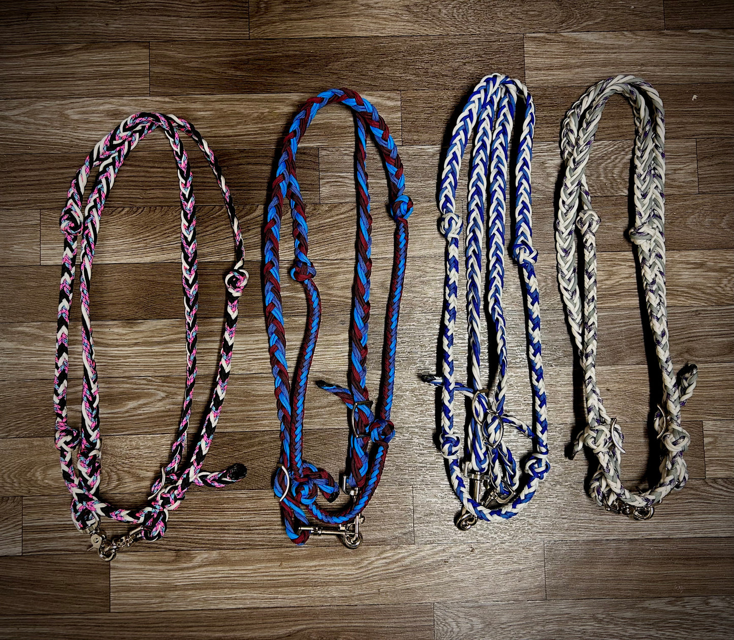 Round barrel reins