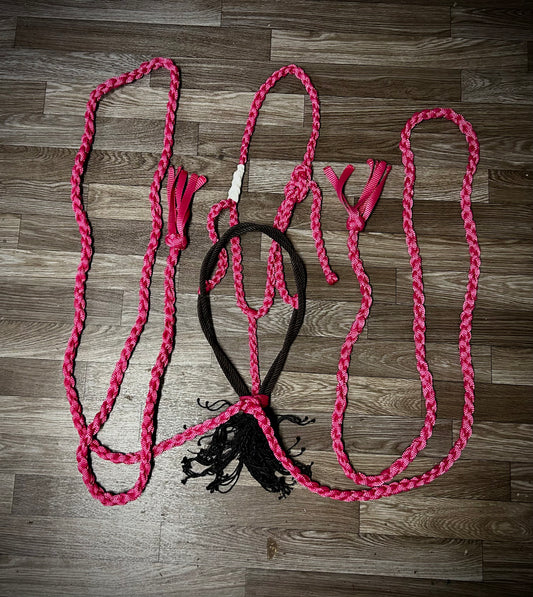 Heather pink with black twisted nose