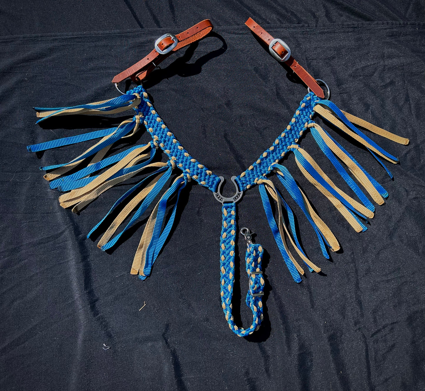 Blue Breast collar with beige buck stitching
