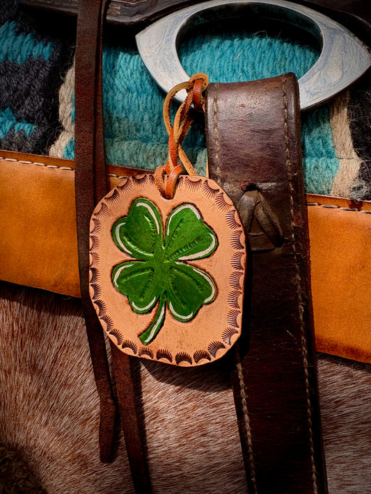 Lucky 4 leaf clover